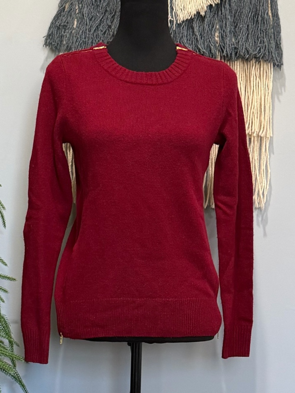 J.Crew Burgundy Wine Red Crewneck XS Sweater Gold Zip Shoulder Detail